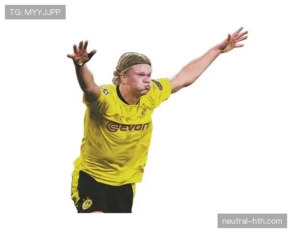 哈兰德2019欧冠大放异彩：上演帽子戏法助球队豪取胜利