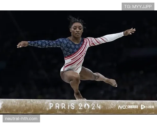 西蒙·拜尔斯训练一天吃五顿,教练说她胃是无底洞 西蒙·拜尔斯训练一天吃五顿,教练说她胃是无底洞